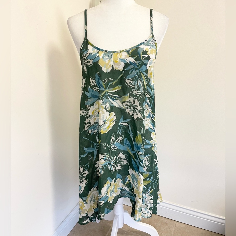 Gorgeous Free People Emilee swing dress!